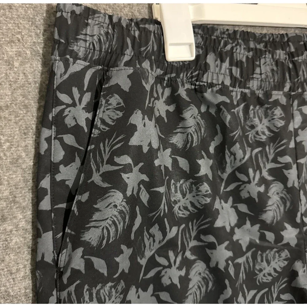 All In Motion Men's Shorts Hybrid Unlined Swimwear Trunks Black 6